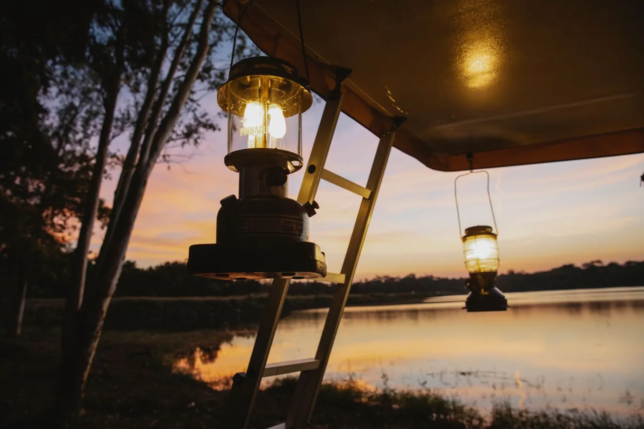 Best Camping Lantern (2026 Guide)