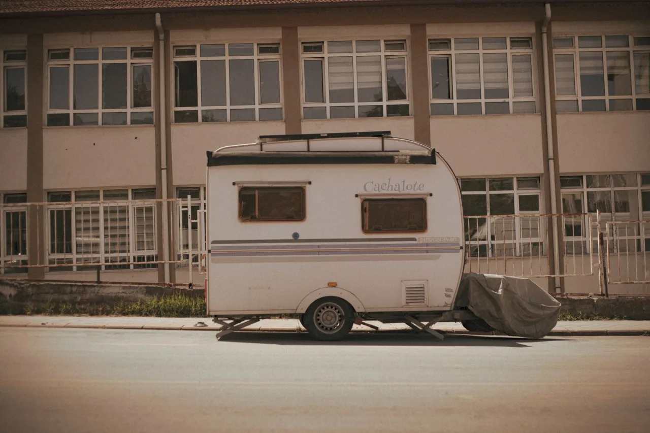 Caravan Prices: Real Prices and Smart
