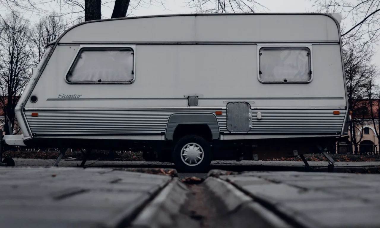 Caravan Prices: Real Prices and Smart