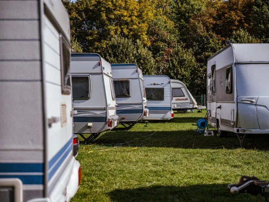 Caravan Sites Near Me: Find and Compare