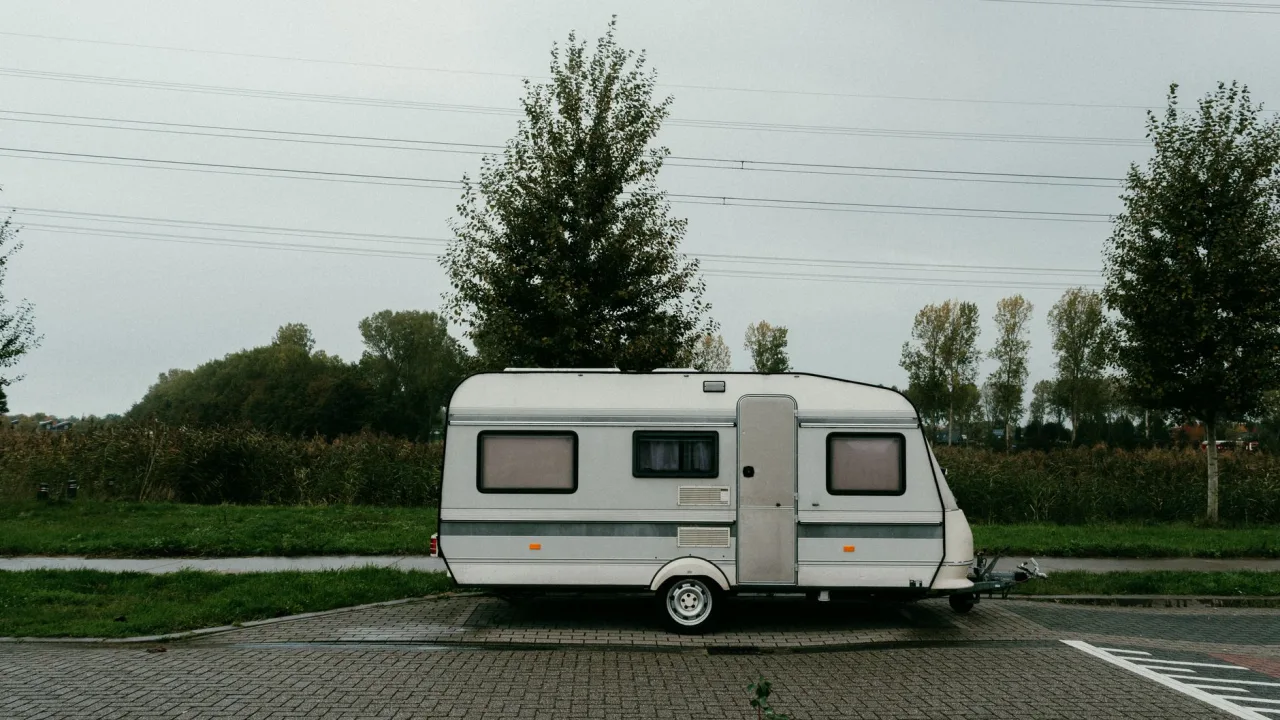 Caravan Sites Near Me: Find and Compare