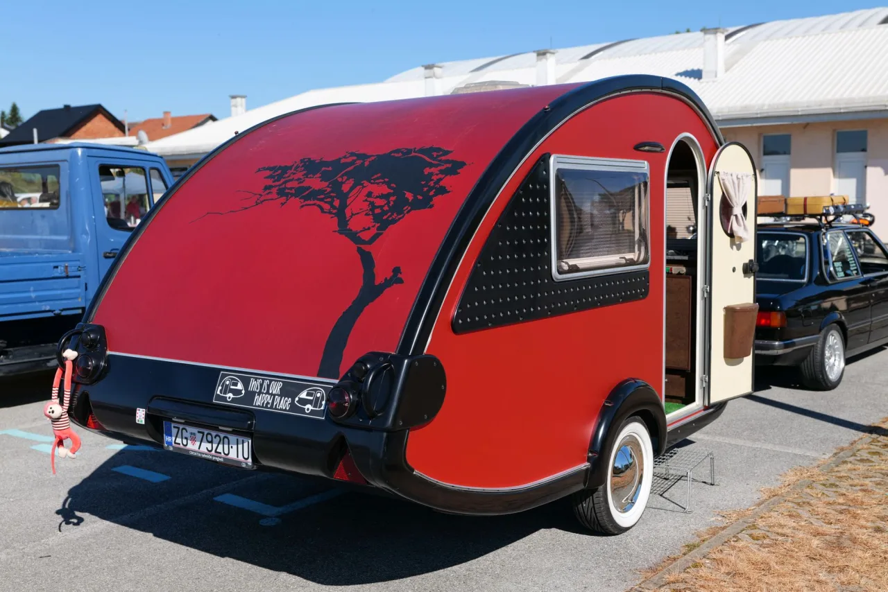 Mini Caravan: The Complete Guide