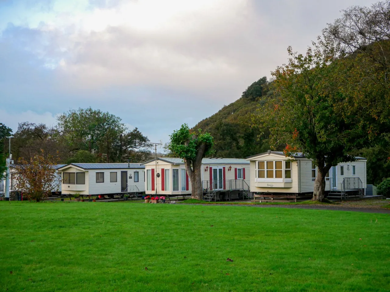 Riverside Caravan Park: Find & Compare